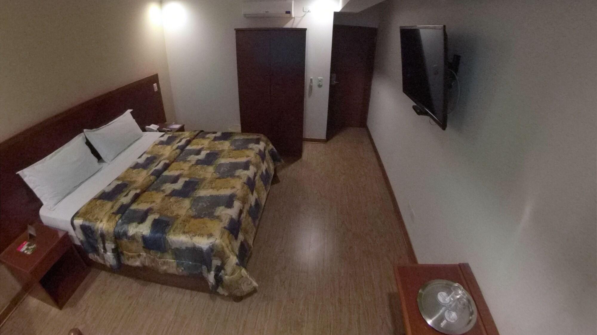 Hotel Esencia Suites Lima Buitenkant foto