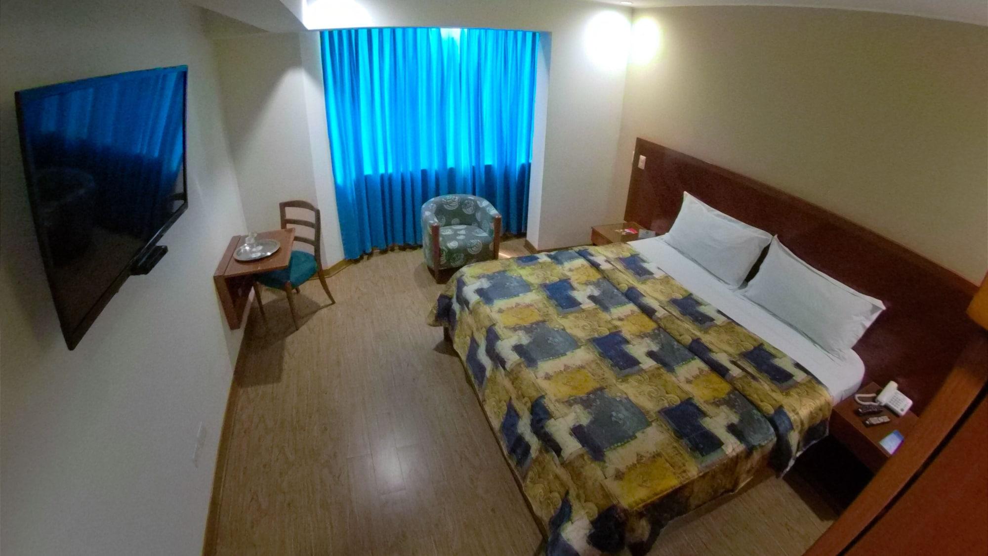 Hotel Esencia Suites Lima Buitenkant foto